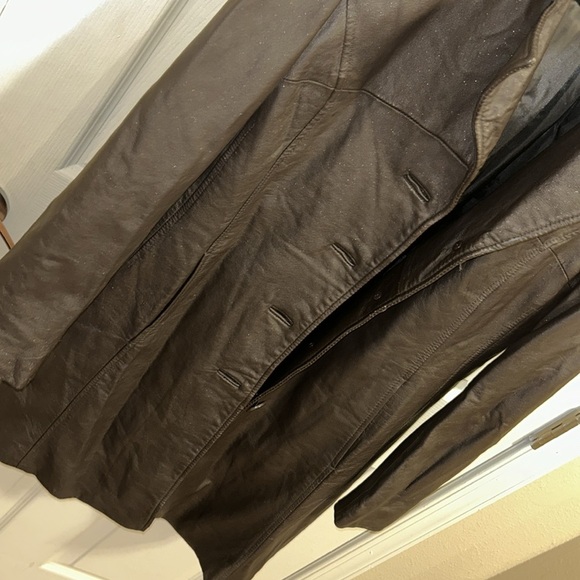 PELLE STUDIO Leather Vintage Trench Style Coat - Picture 3 of 10